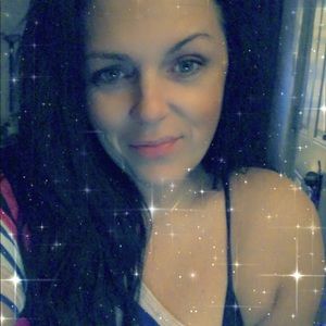 Meet your Posher, Carla